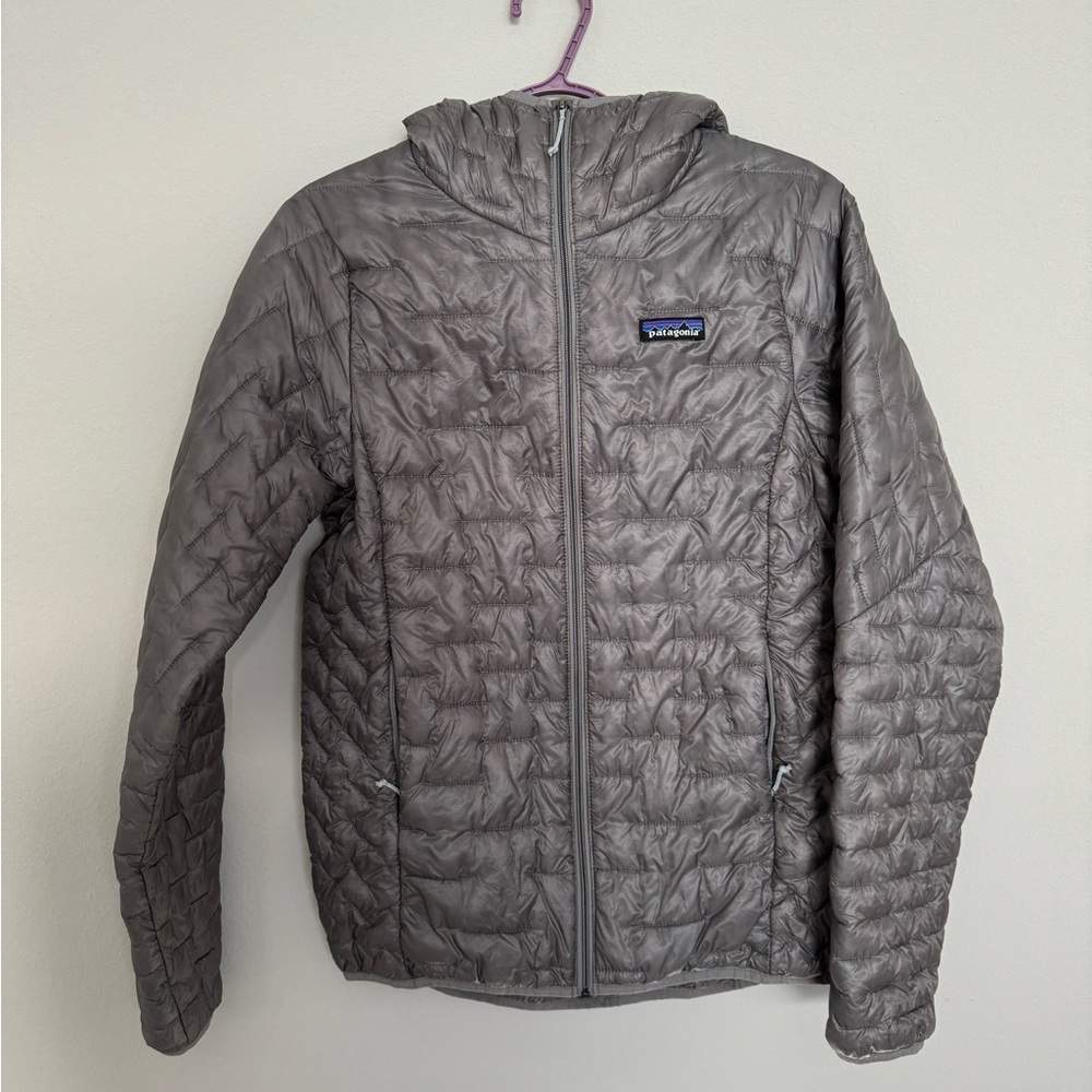 Patagonia Women’s Nano Puff Hoody Silver Gray Medium